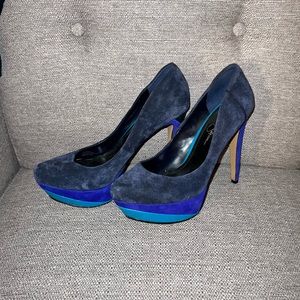 Jessica Simpson platform heels